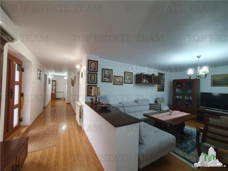 Casă individuală cu 4 camere cu Teren 706 Mp în Tuzla