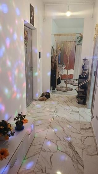Apartament cu 2 camere decomandat în Dobroești