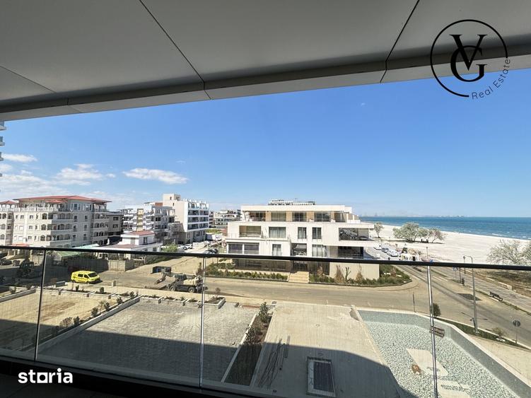 Apartament cu 3 camere semidecomandat în Nord
