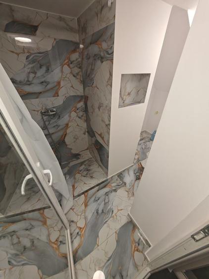 Garsonieră decomandată în Central