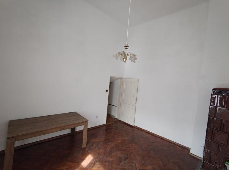 Garsonieră în Central