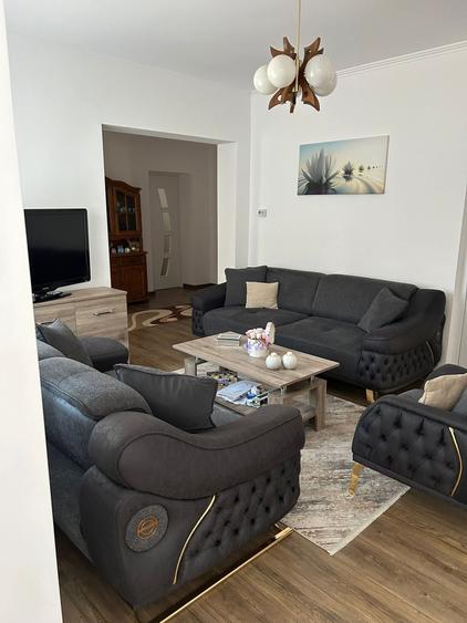 Casă cu 3 camere în Marghita