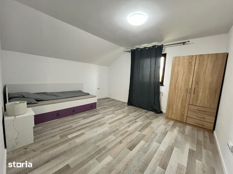 Casă cu 6 camere cu Teren 98 Mp în Miroslava