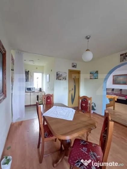Casă cu 2 camere cu Teren 3289 Mp în Luna