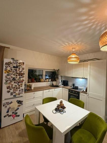 Apartament cu 2 camere semidecomandat, mobilat în Florești — fotografia 1