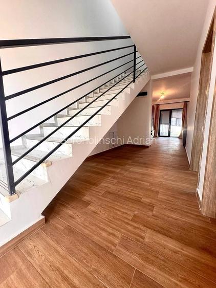 Duplex de inchiriat cu 3 dormitoare, terasa acoperita Mosnita Noua