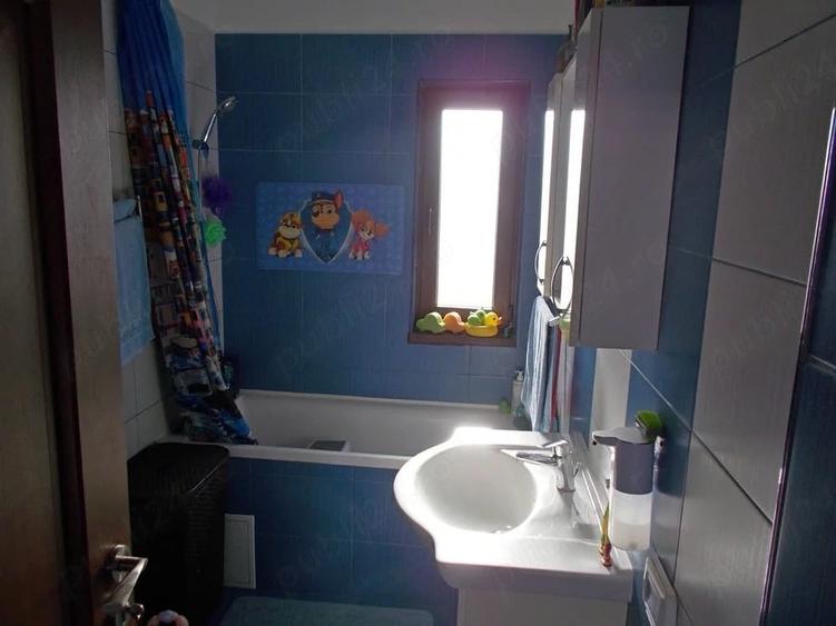 Casă cu 3 camere cu Teren 250 Mp în Săcălaz