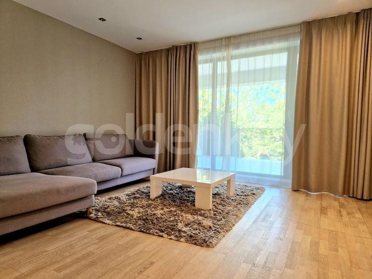 Apartament cu 2 camere semidecomandat, mobilat în Iancu Nicolae