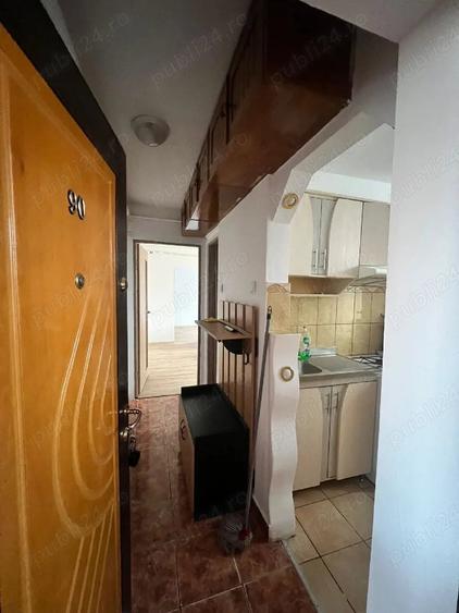 Inchiriez apartament 2 camere - 2