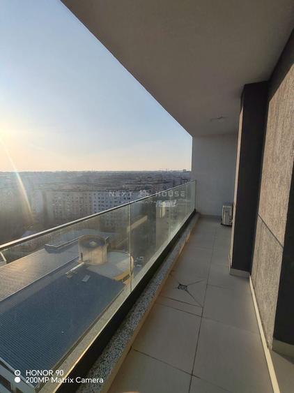 Apartament cu 3 camere decomandat, mobilat în Parcul Carol