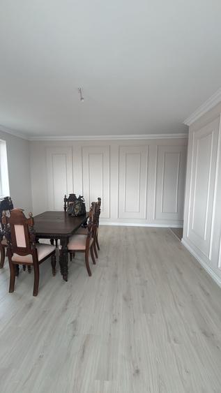 Apartament cu 3 camere decomandat, mobilat în Colentina