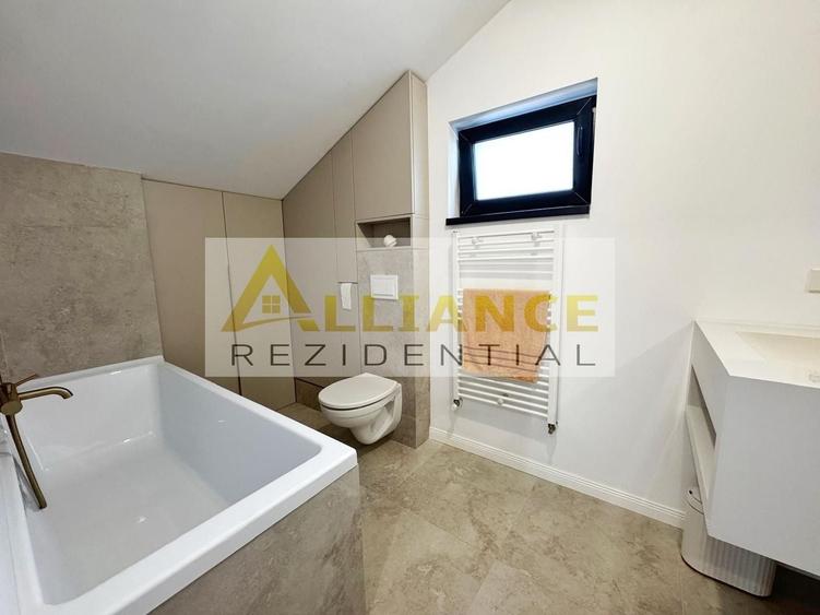 Casă individuală cu 5 camere cu Canalizare în Berceni