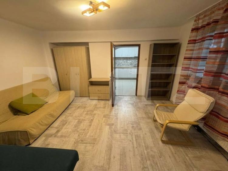 Oportunitate, apartament 2 camere, complet renovat, zona: Centrala, Horea - 2