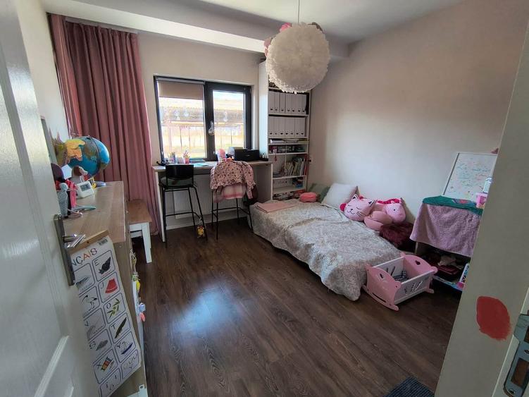 Duplex cu 4 camere cu Teren 50 Mp în Berceni