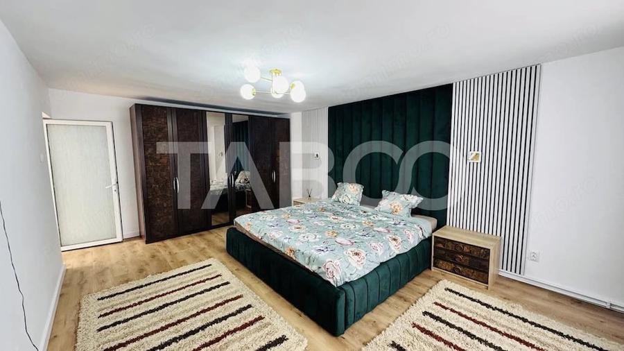 Casă cu 7 camere cu Teren 810 Mp în Central