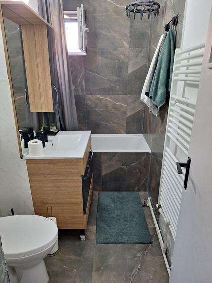 Apartament cu 2 camere decomandat în ITM