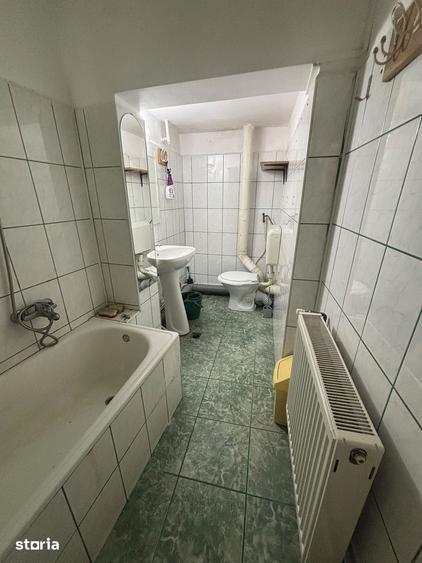 Casă cu 3 camere cu Teren 350 Mp în Central