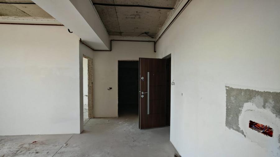 Apartament cu 2 camere semidecomandat în Nord