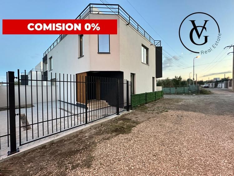 Casă individuală cu 4 camere cu Canalizare în Palazu Mare