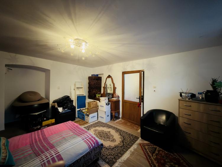 Apartament cu 2 camere decomandat, mobilat în Tipografilor