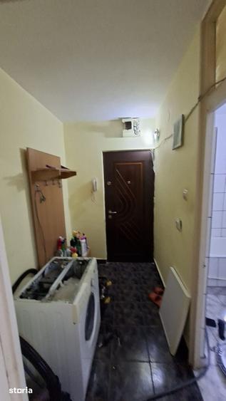 Garsonieră semidecomandată în Central