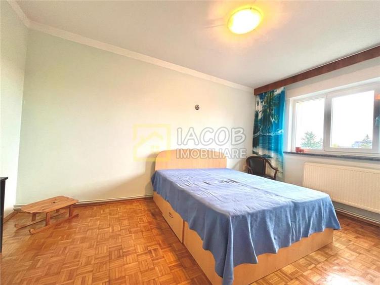 Apartament cu 2 camere decomandat, mobilat în Central