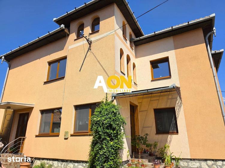 Casă cu 5 camere cu Teren 1475 Mp în Tolstoi