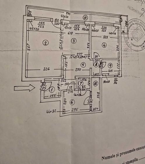 Apartament cu 3 camere decomandat în Lujerului