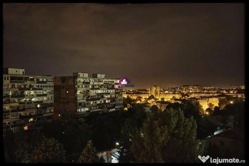 Apartament cu 2 camere decomandat, mobilat în Republicii