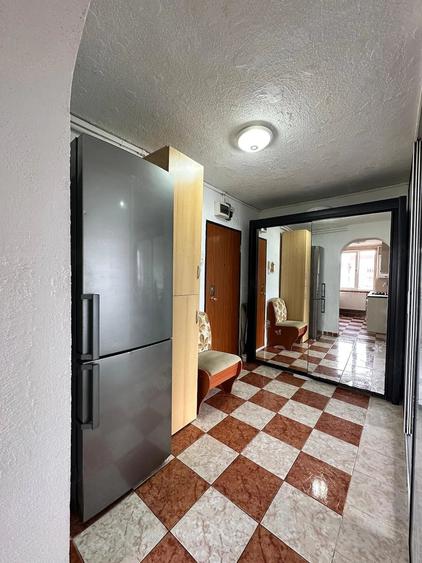 Apartament cu 2 camere decomandat în Vlahuță