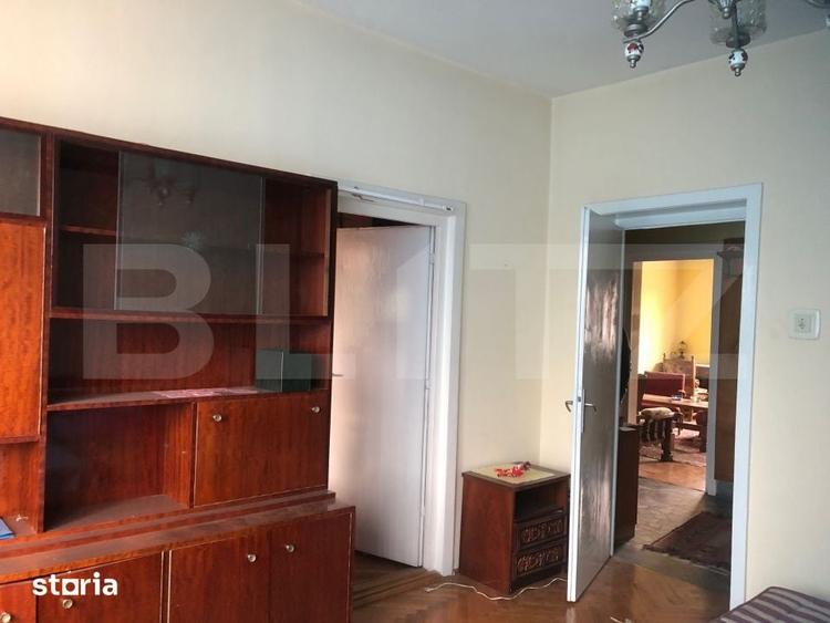Apartament cu 4 camere decomandat în Semicentral