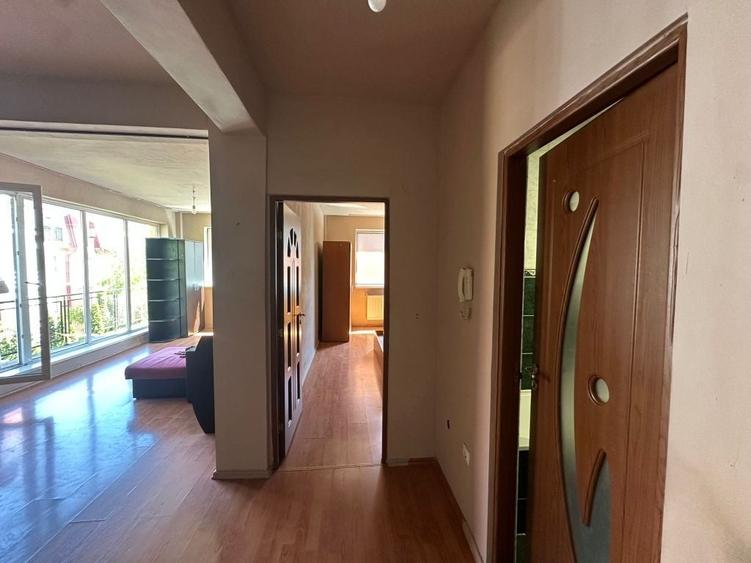 Apartament cu 2 camere în Năsal
