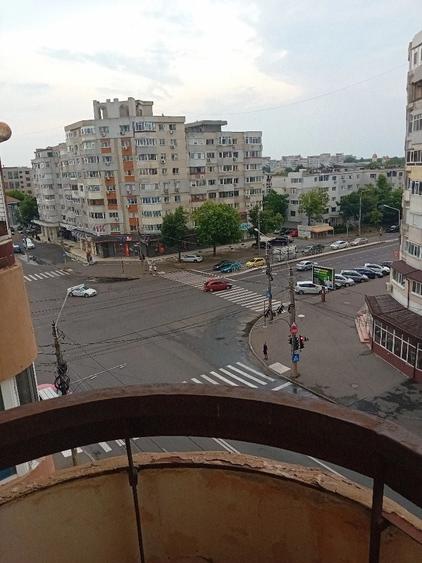 Apartament cu 2 camere decomandat în Dorobanți