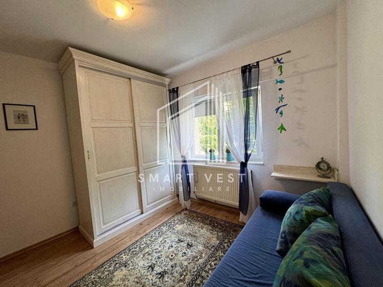 Apartament cu 3 camere semidecomandat, mobilat în Micro 15