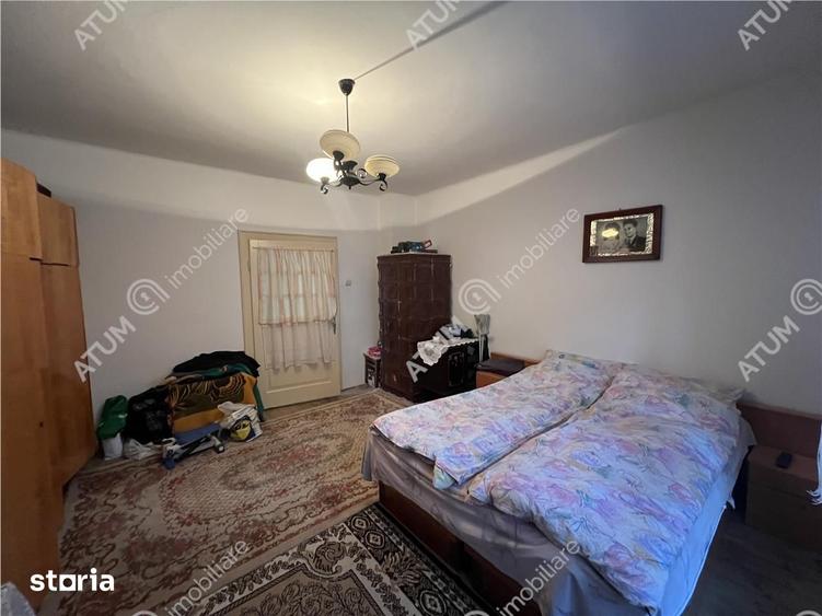 Casă cu 6 camere cu Teren 1260 Mp în Turnișor