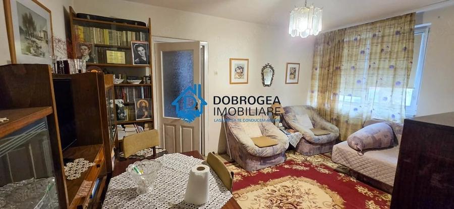 Apartament cu 2 camere semidecomandat în Păcii