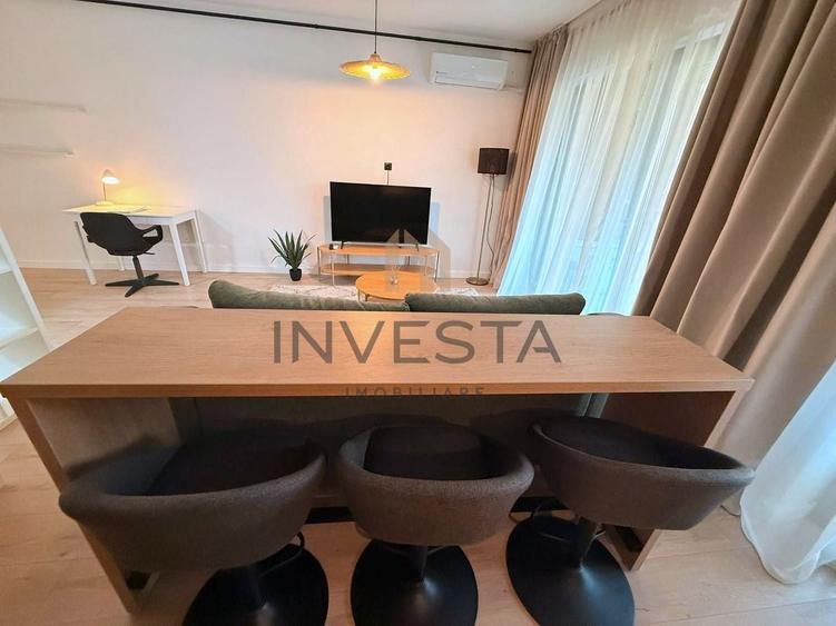 Apartament cu 2 camere semidecomandat, mobilat în Zorilor