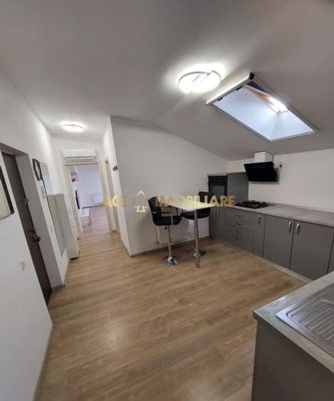 Apartament cu 2 camere decomandat, mobilat în Sălăjan
