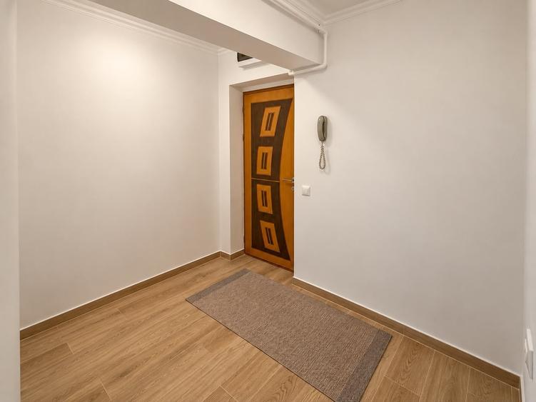 Apartament cu 2 camere decomandat, mobilat în Plopilor