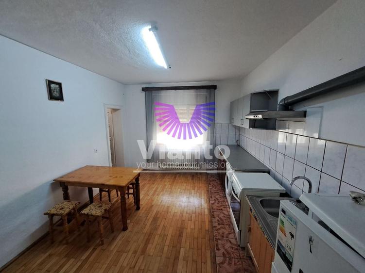Apartament cu 2 camere decomandat, mobilat în Calea Poplăcii