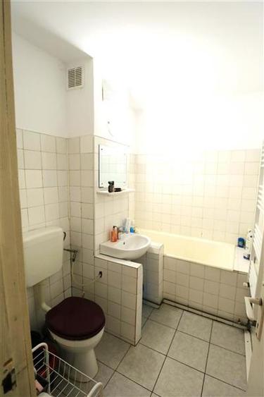 Apartament cu 2 camere semidecomandat în Lipovei