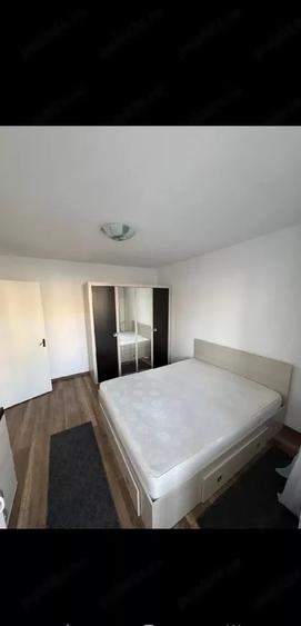 Apartament cu 3 camere decomandat, mobilat în Apusului