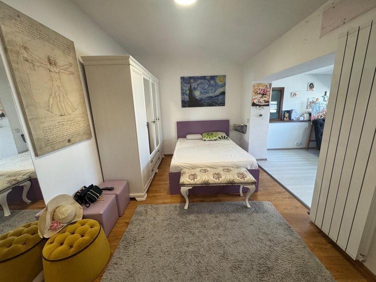 Inchiriez penthouse Et 3 - 7