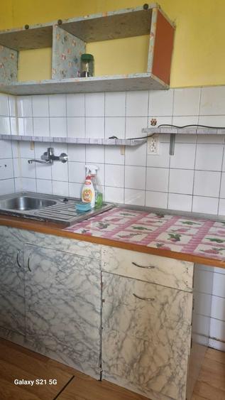 Garsonieră decomandată în Central