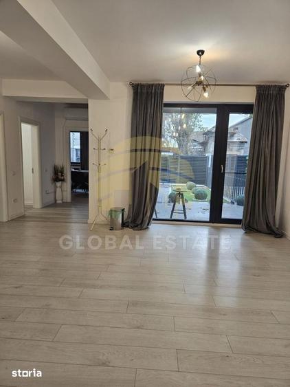 Casă cu 6 camere cu Teren 141 Mp în Obor