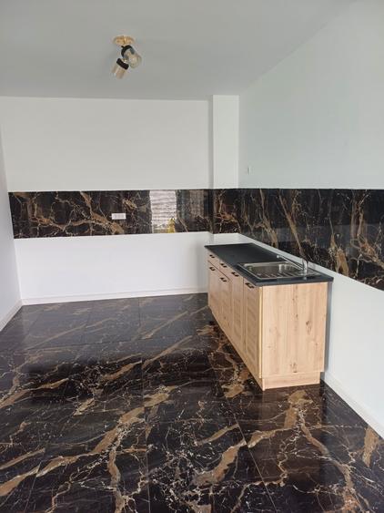 Casă cu 4 camere cu Teren 500 Mp în Dârvari