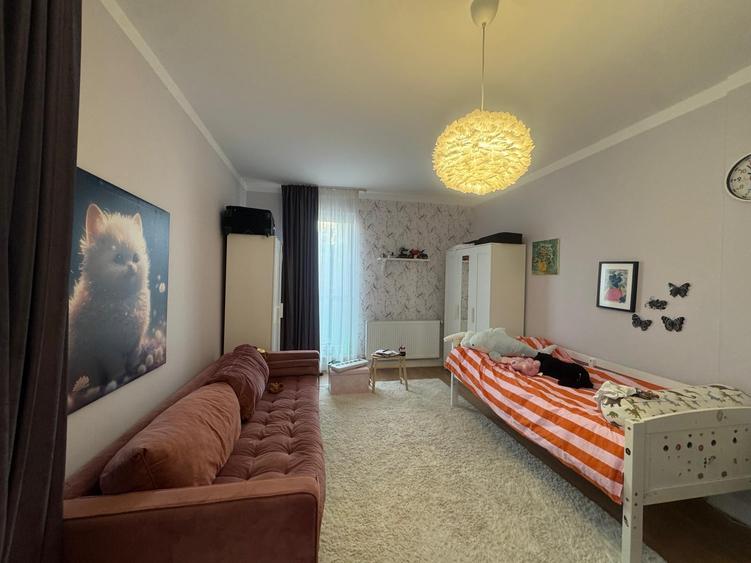 Casă individuală cu 4 camere cu Teren 300 Mp în Pipera