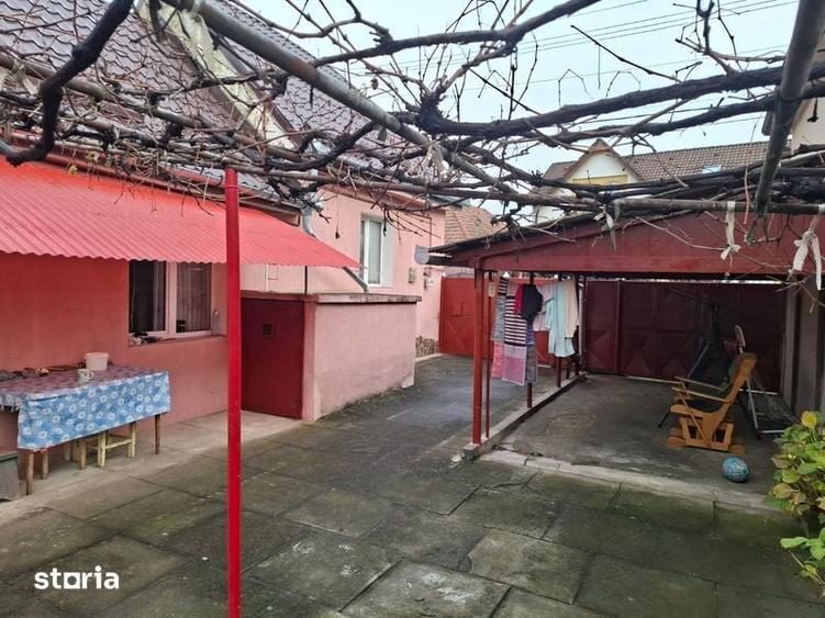 Casă cu 2 camere cu Teren 110 Mp în Soarelui