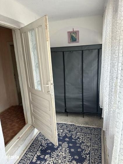 Casă cu 4 camere cu Teren 60 Mp în Strejești