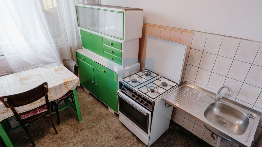 Apartament cu 2 camere semidecomandat, mobilat în Central